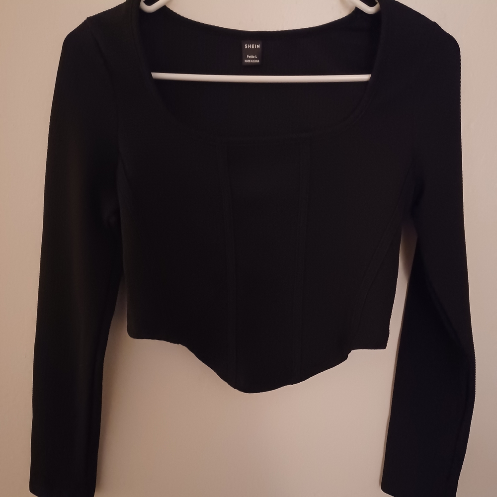 SHEIN Black Long Sleeve Crop Top